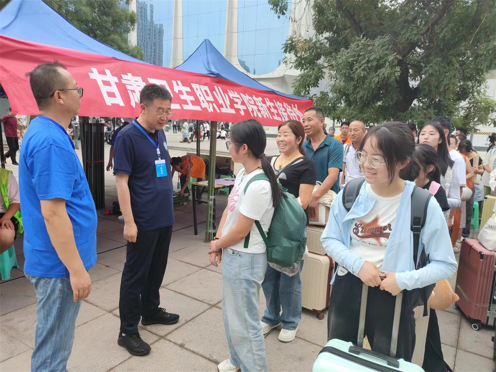 1725114222073036586.jpg 869693577919043150.jpg