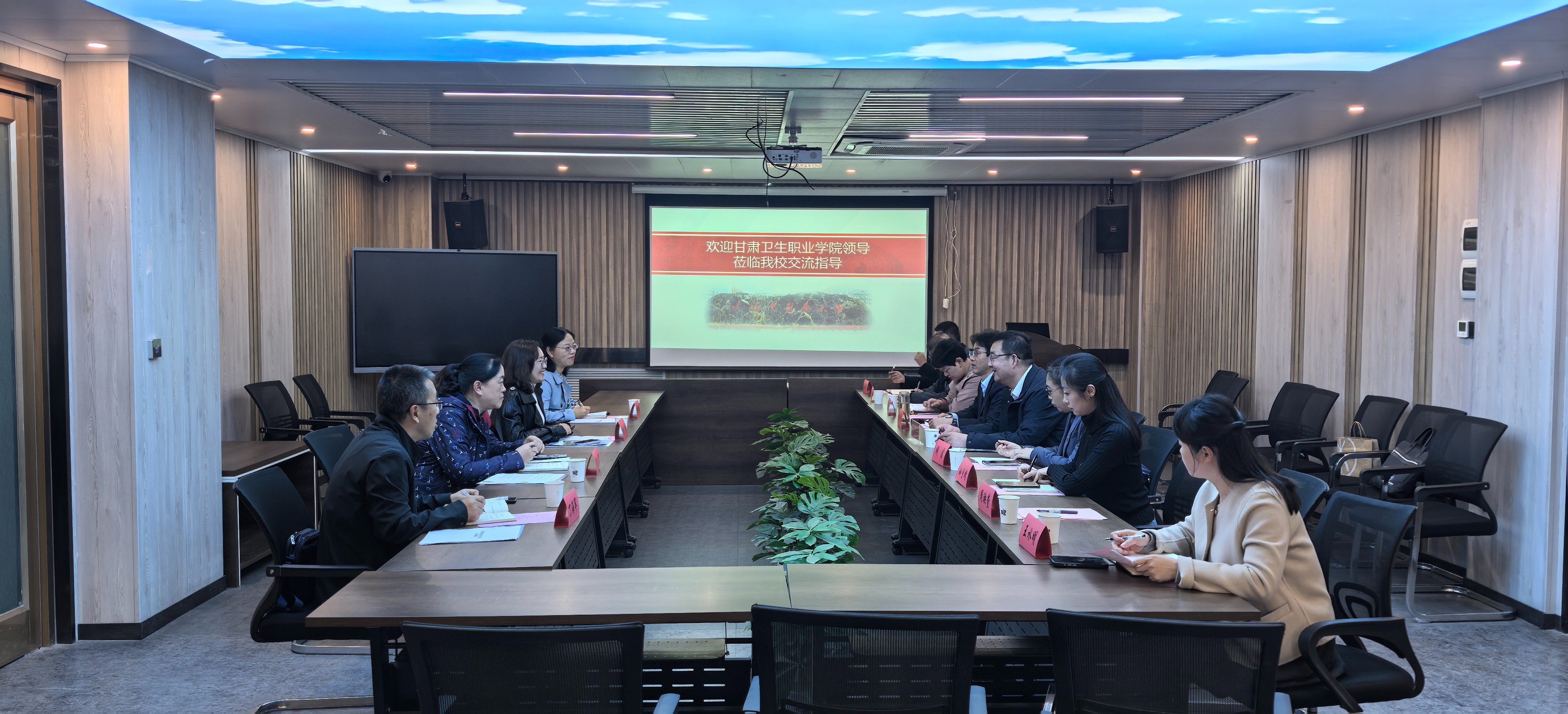 1728909542984013863.jpg 照片1.jpg